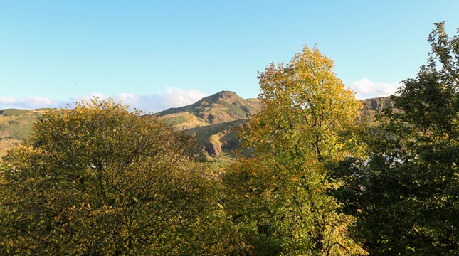 autumn arthurs seat